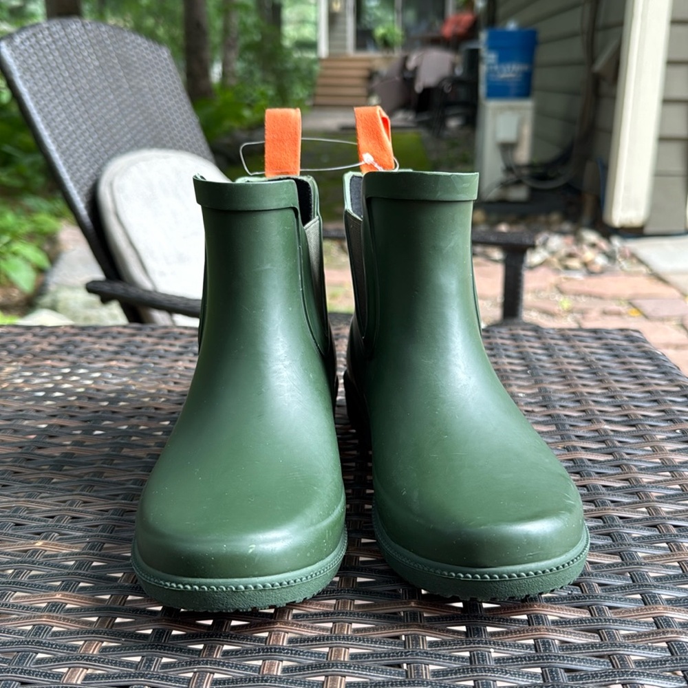 NEW💚SWIMS Charlie Chelsea Rain Boots - Waterproof EU 36 green $120